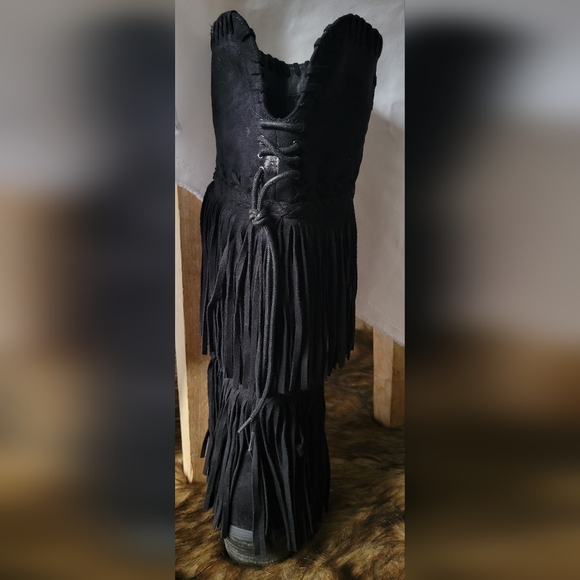 *SOLD* Not Rated' 16" Blk Faux Suede Layered fringed boot with a zip closure 7.5 - Picture 11 of 13